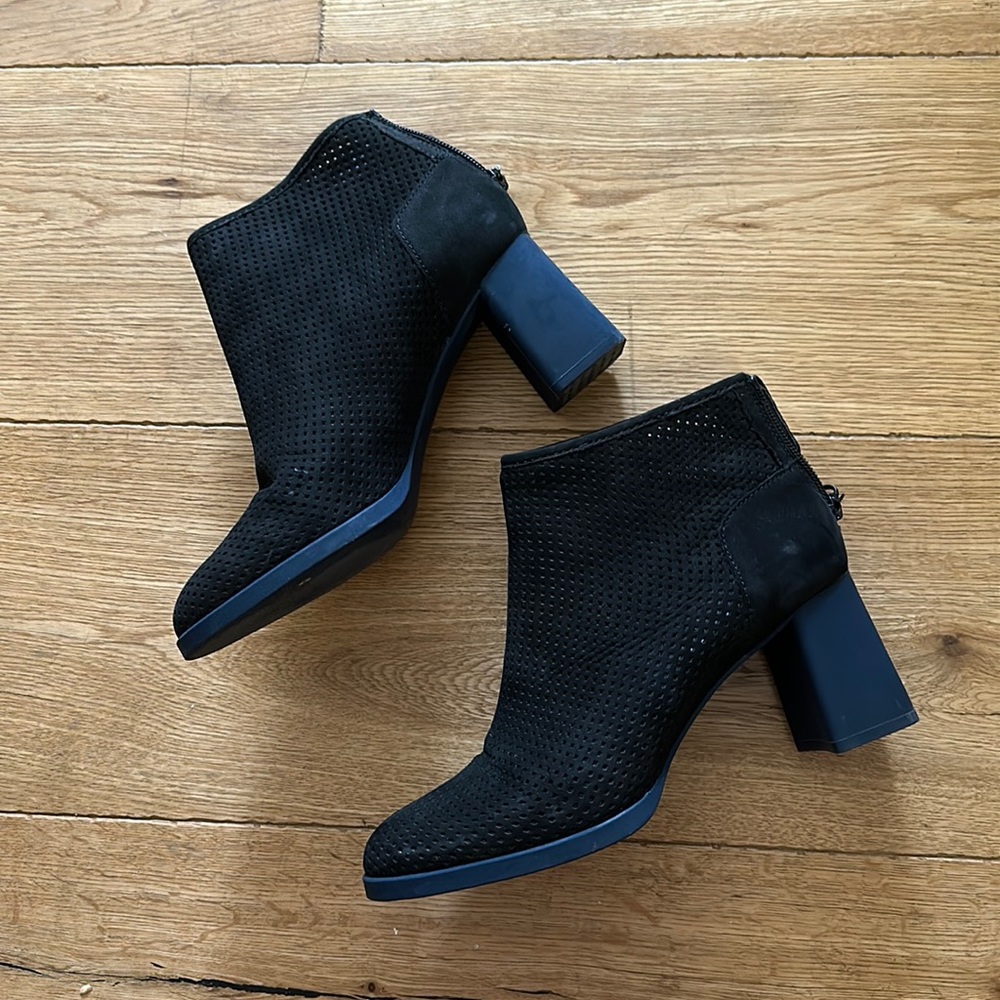 Camper Heeled Boots